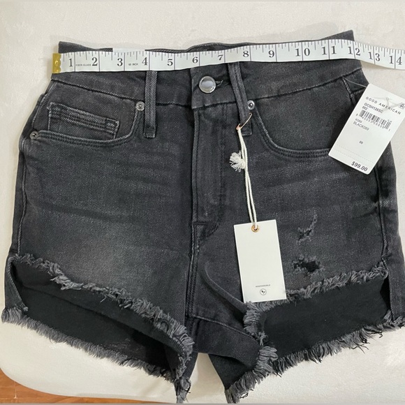 NWT Good American Good Curve Black denim shorts Distressed Size 00 - Picture 7 of 13